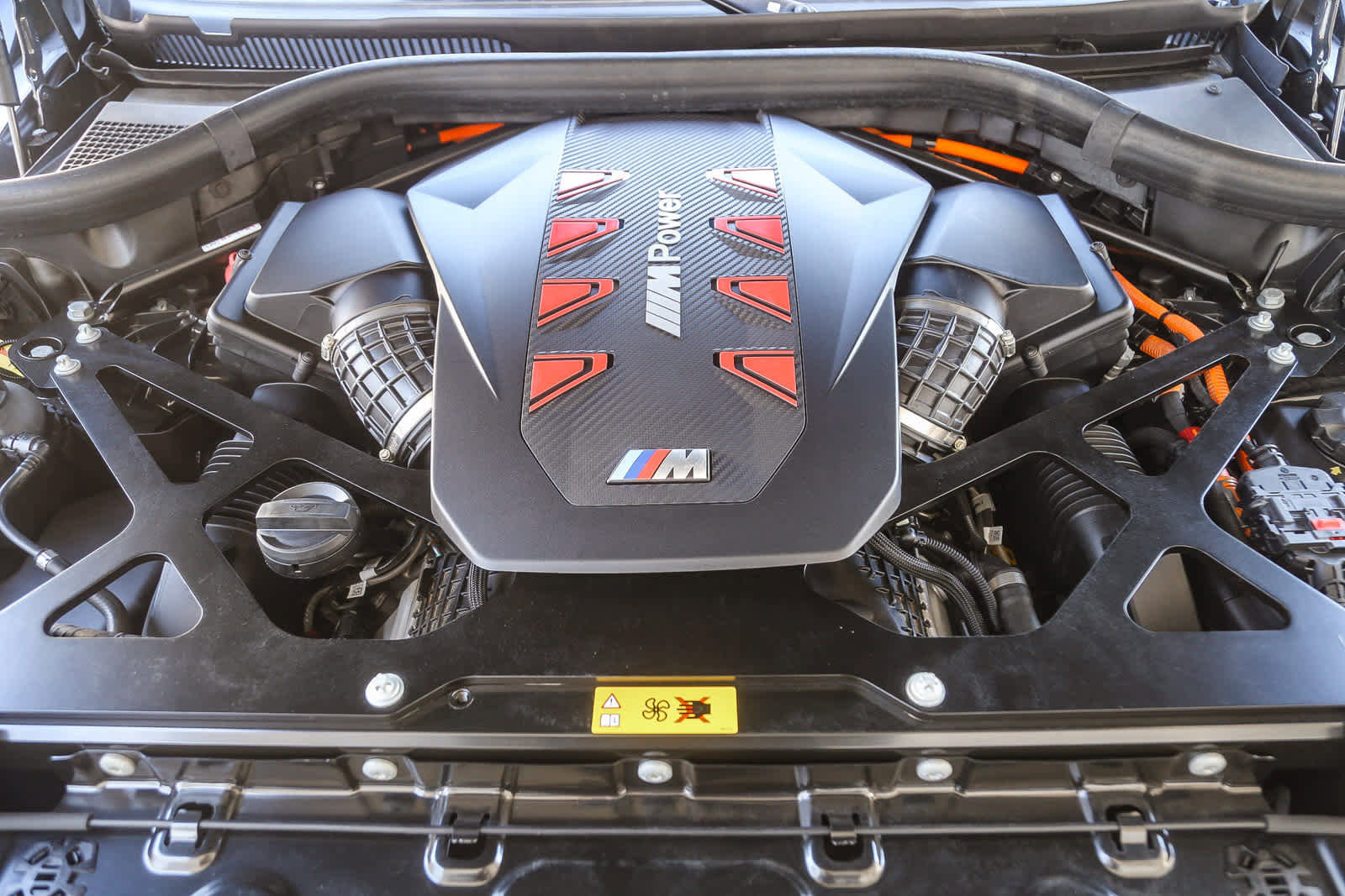 Certified 2024 BMW XM w/ M Driver's Package image 24