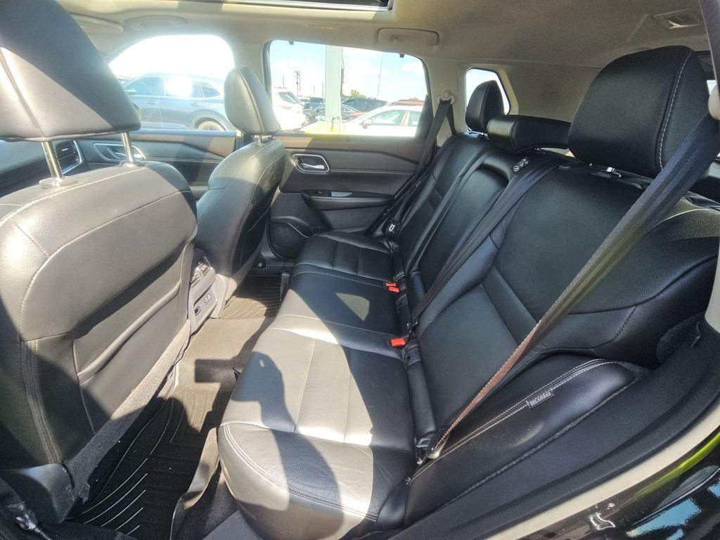 Used 2021 Nissan Rogue SL w/ Premium Package AWD/4WD image 12