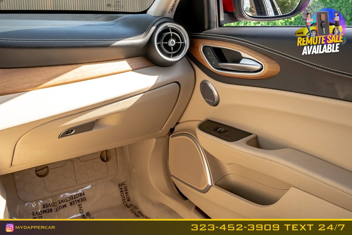 Used 2018 Alfa Romeo Giulia Ti w/ Quick Order Package 22Z Lusso image 22