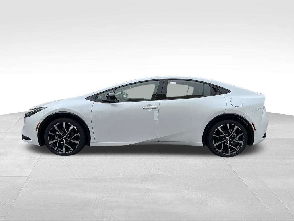 New 2026 Toyota Prius Plug-In Hybrid image 2