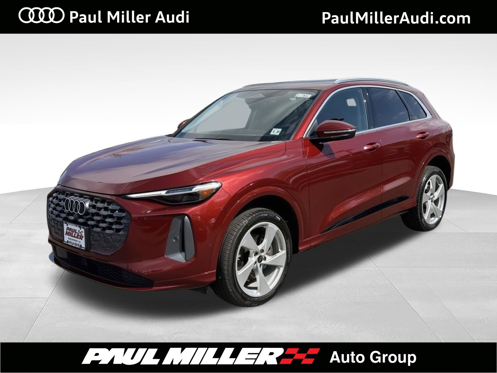 Certified 2025 Audi Q5 Premium w/ Premium Plus