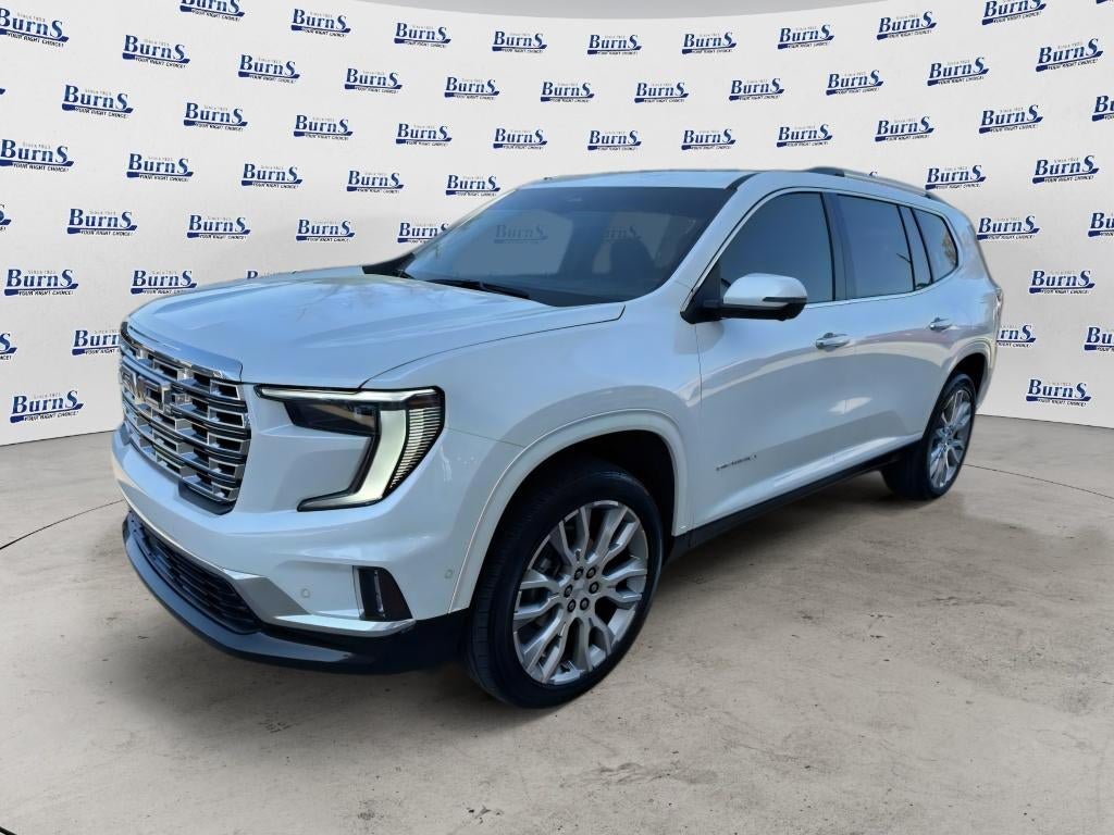 Used 2025 GMC Acadia Denali w/ Super Cruise Package FWD image 3