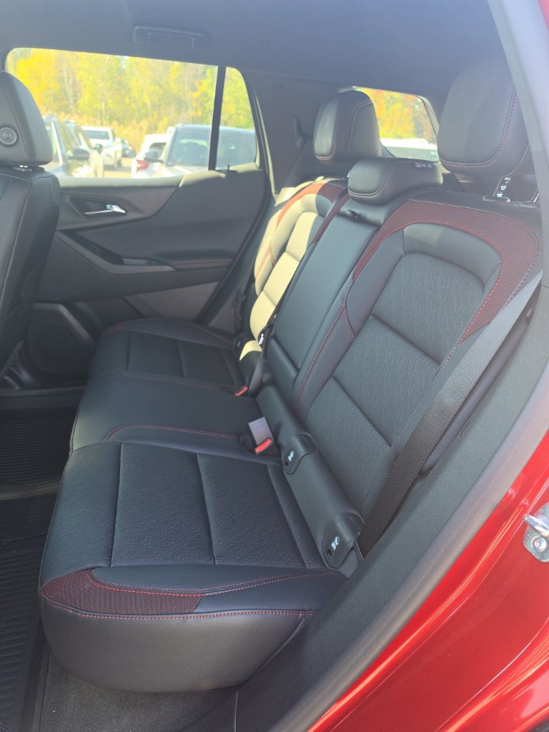 New 2027 Chevrolet Equinox RS w/ Safety and Technology Package FWD image 9