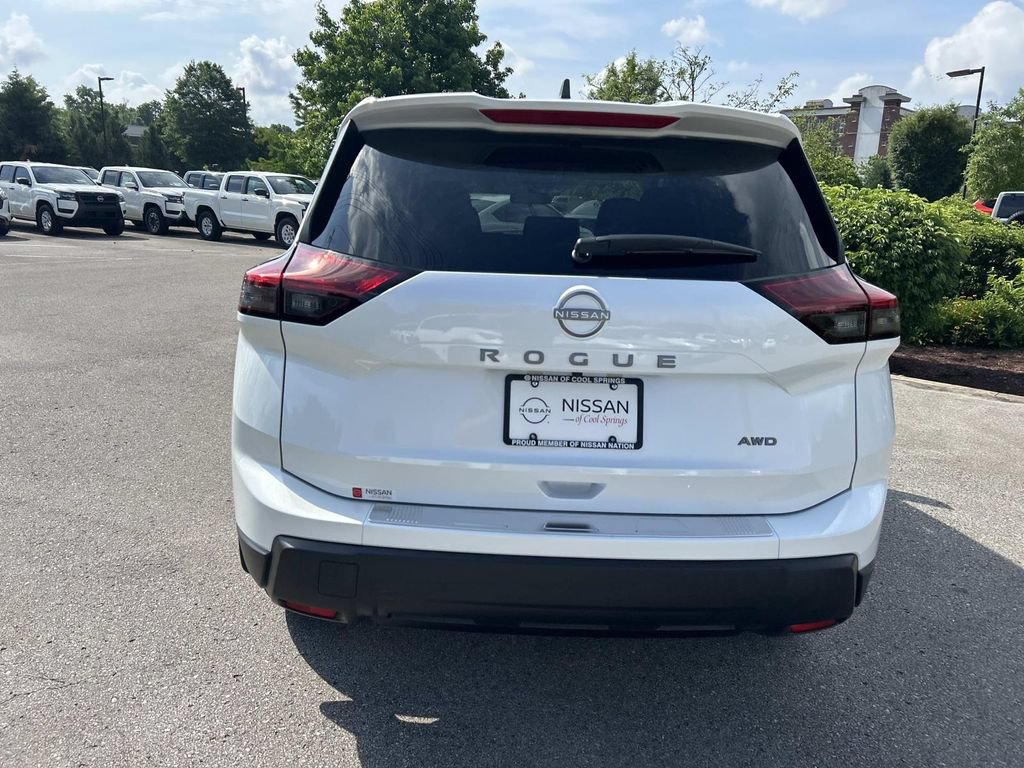 New 2026 Nissan Rogue SV AWD/4WD image 6