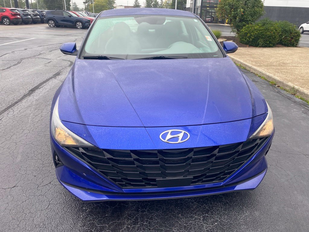 Used 2021 Hyundai Elantra SEL w/ Convenience Package FWD image 3