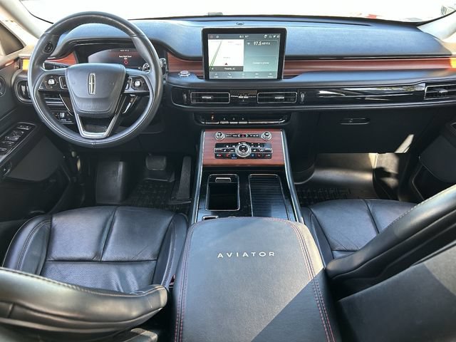 Used 2021 Lincoln Aviator Reserve w/ Elements Package Plus AWD/4WD image 17