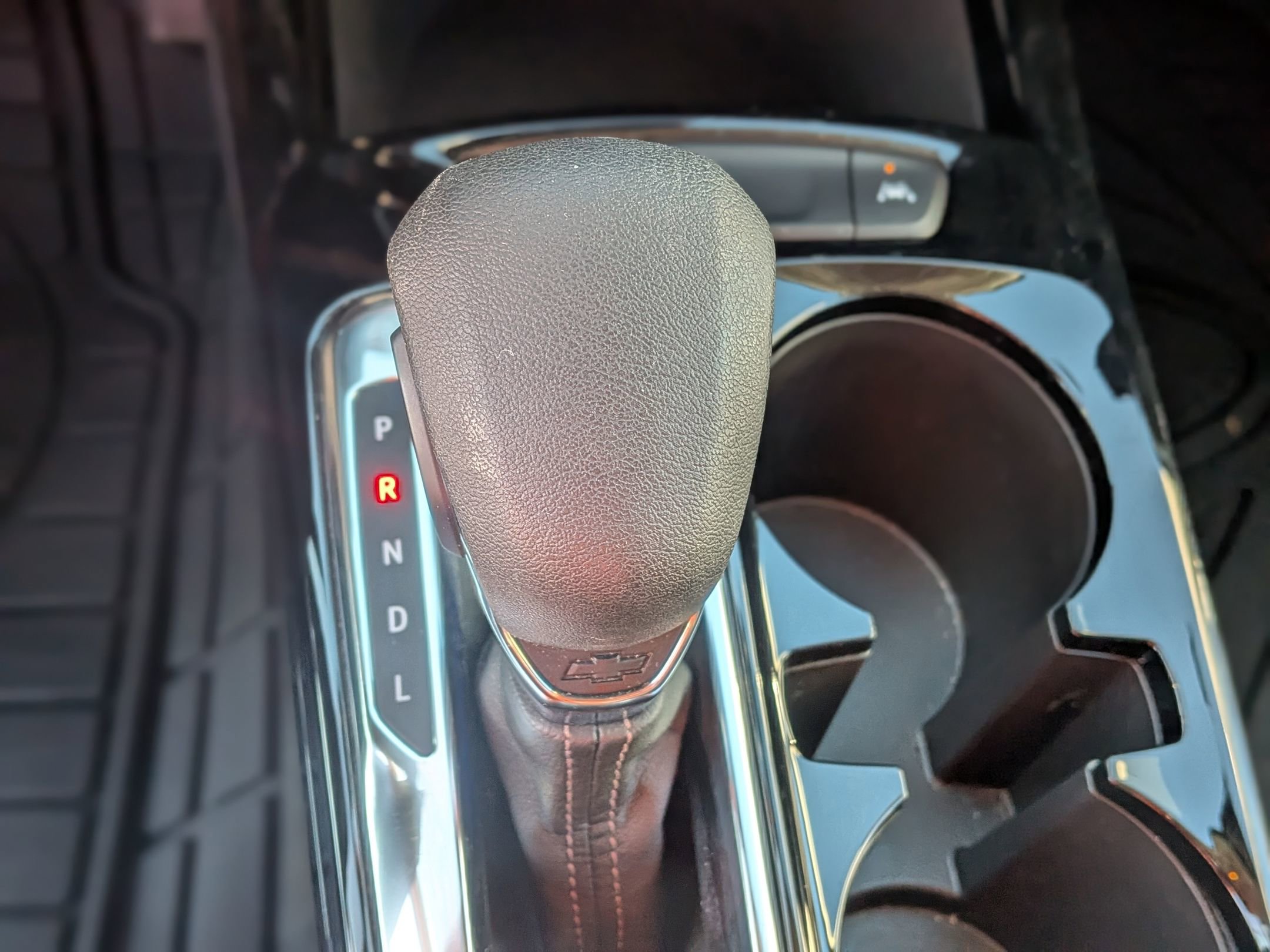 Used 2025 Chevrolet Trax LT w/ LT Convenience Package image 30