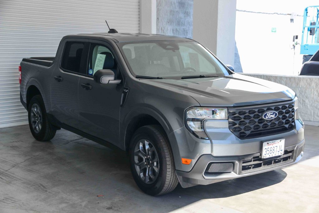 Used 2026 Ford Maverick XLT AWD/4WD image 3