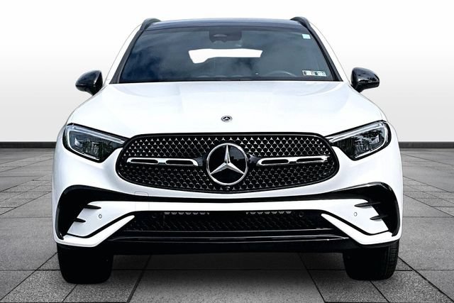 Certified 2026 Mercedes-Benz GLC 300 4MATIC image 2