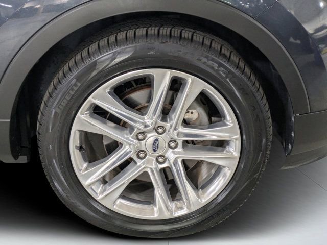 Used 2017 Ford Explorer Limited FWD image 9