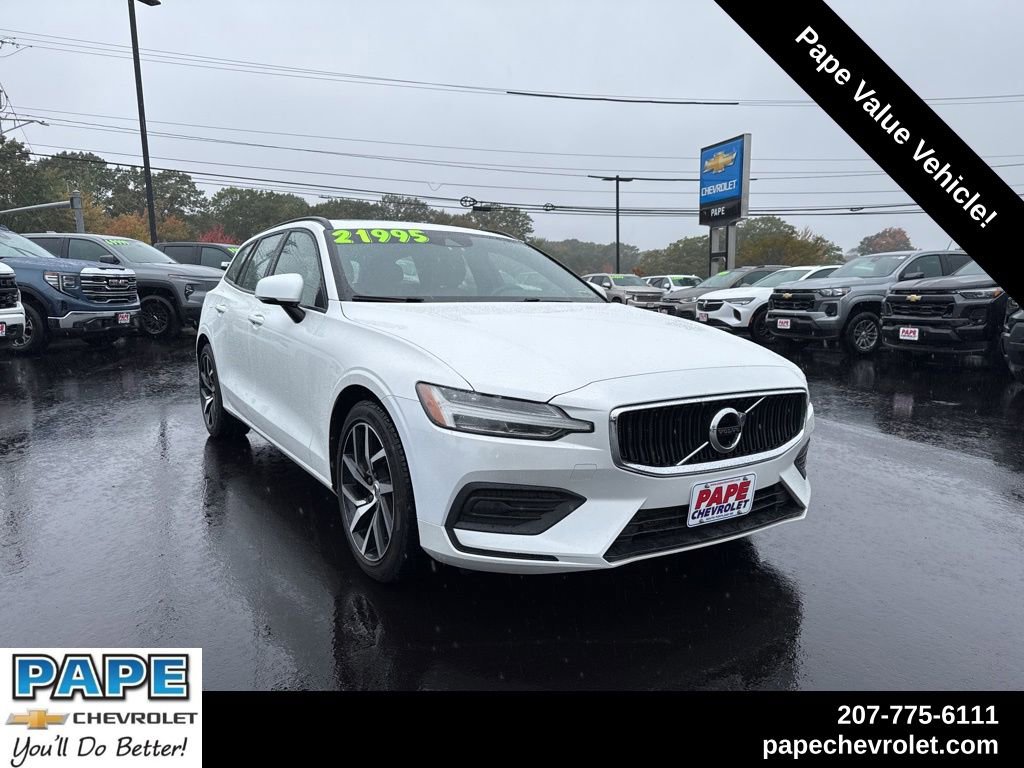 Used 2020 Volvo V60 T5 Momentum