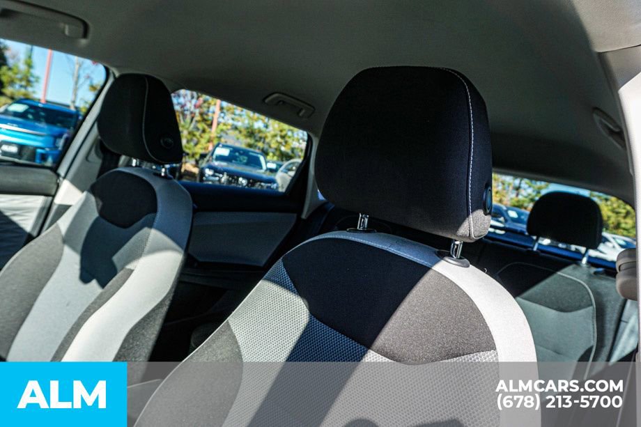 Used 2024 Volkswagen Taos S image 18