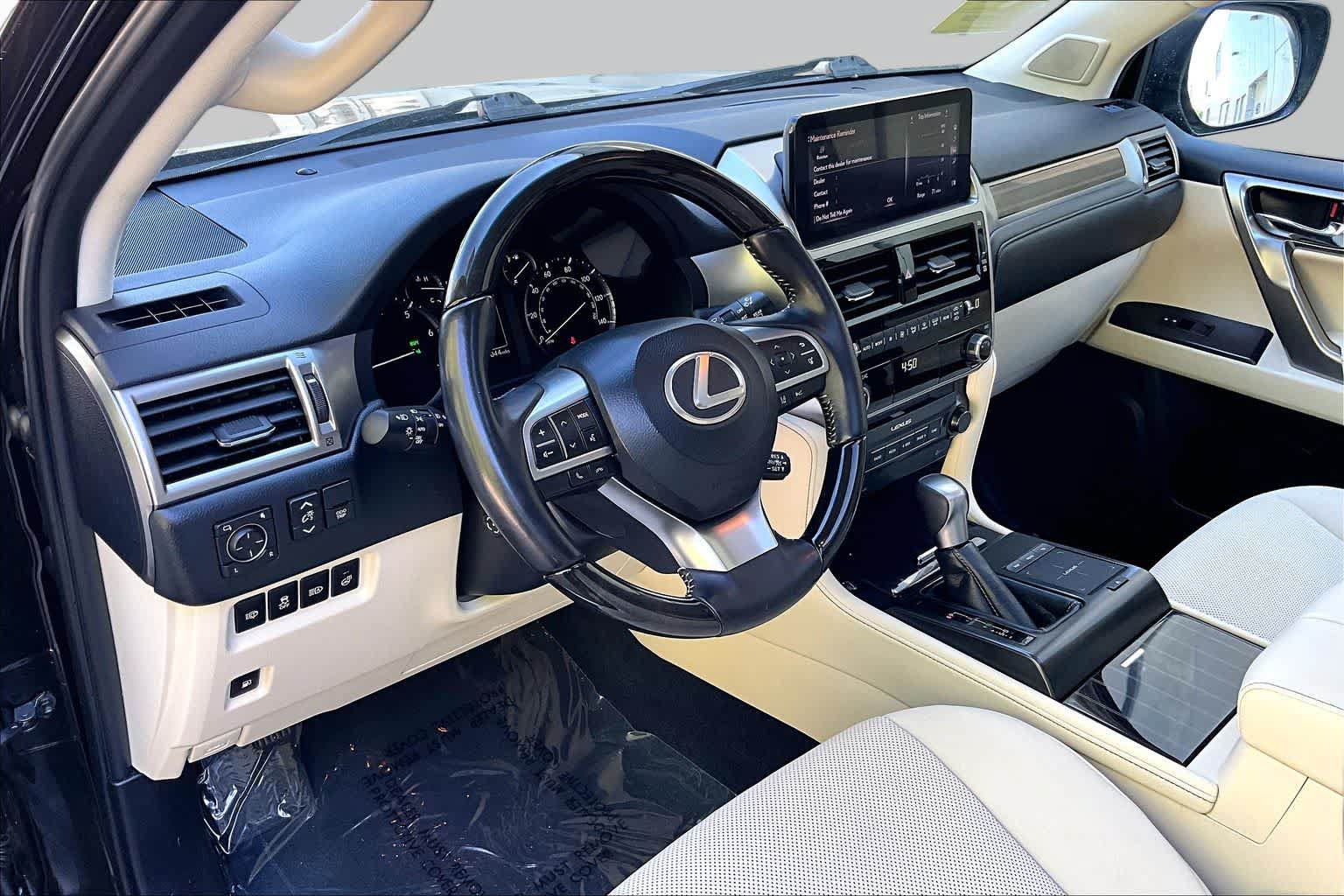 Used 2023 Lexus GX 460 Premium w/ Premium Package AWD/4WD image 17