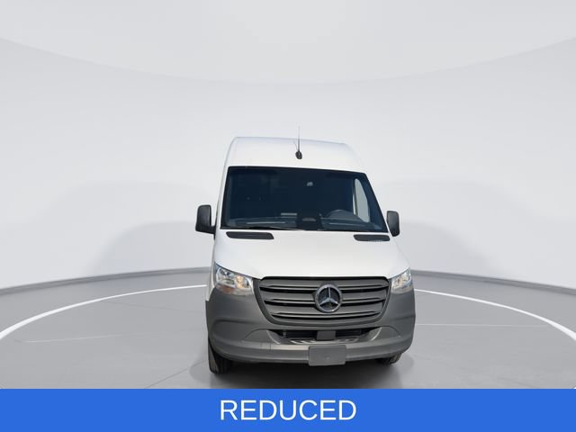 Used 2025 Mercedes-Benz Sprinter 2500 image 3