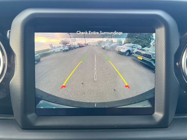 Used 2019 Jeep Wrangler Unlimited Sahara image 26