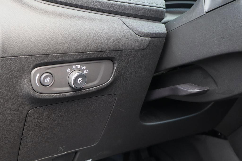 Certified 2026 Buick Encore GX Sport Touring w/ Comfort Package image 11