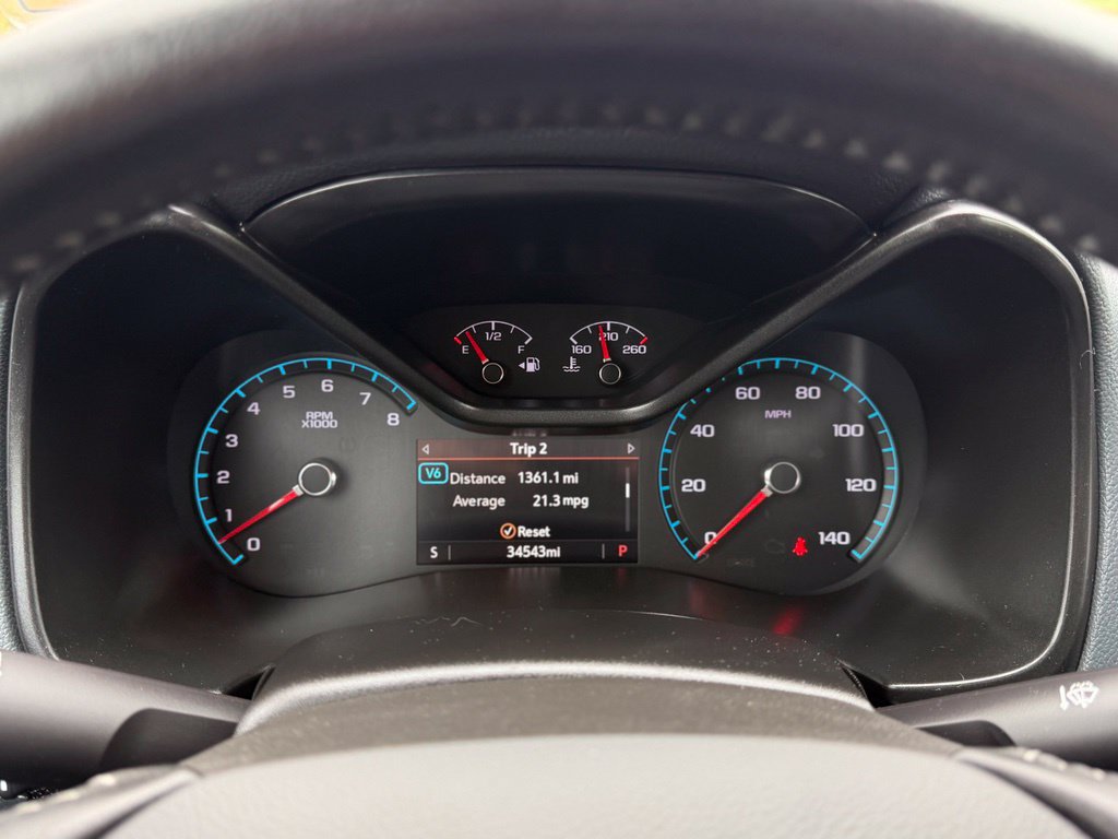 Used 2022 Chevrolet Colorado Z71 AWD/4WD image 24