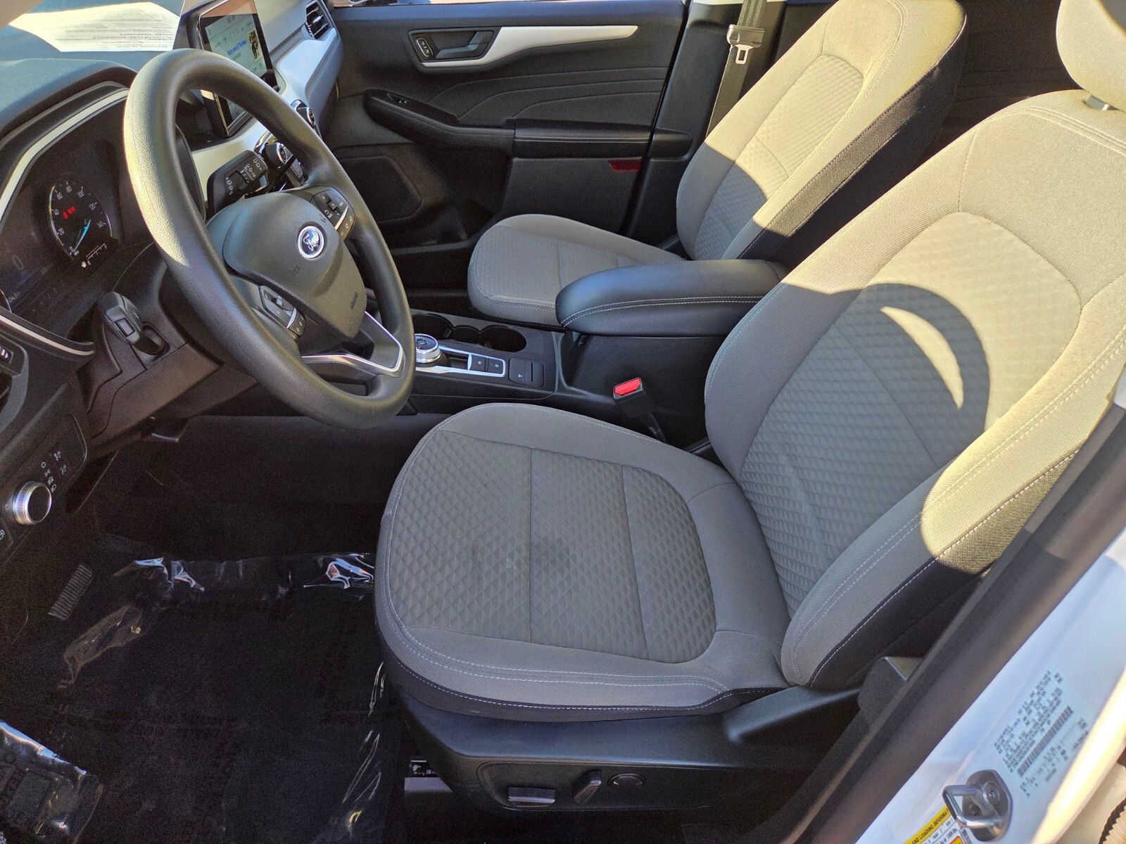 Certified 2022 Ford Escape SE image 10