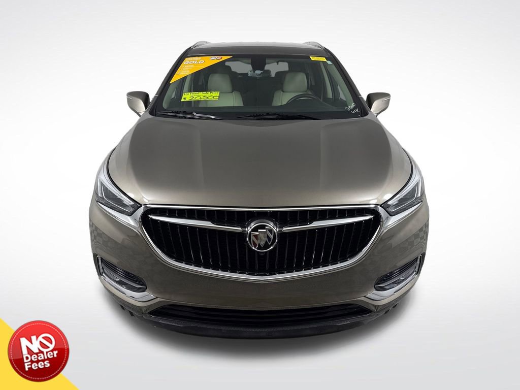 Used 2020 Buick Enclave Essence w/ Sound and Sites Package FWD image 9