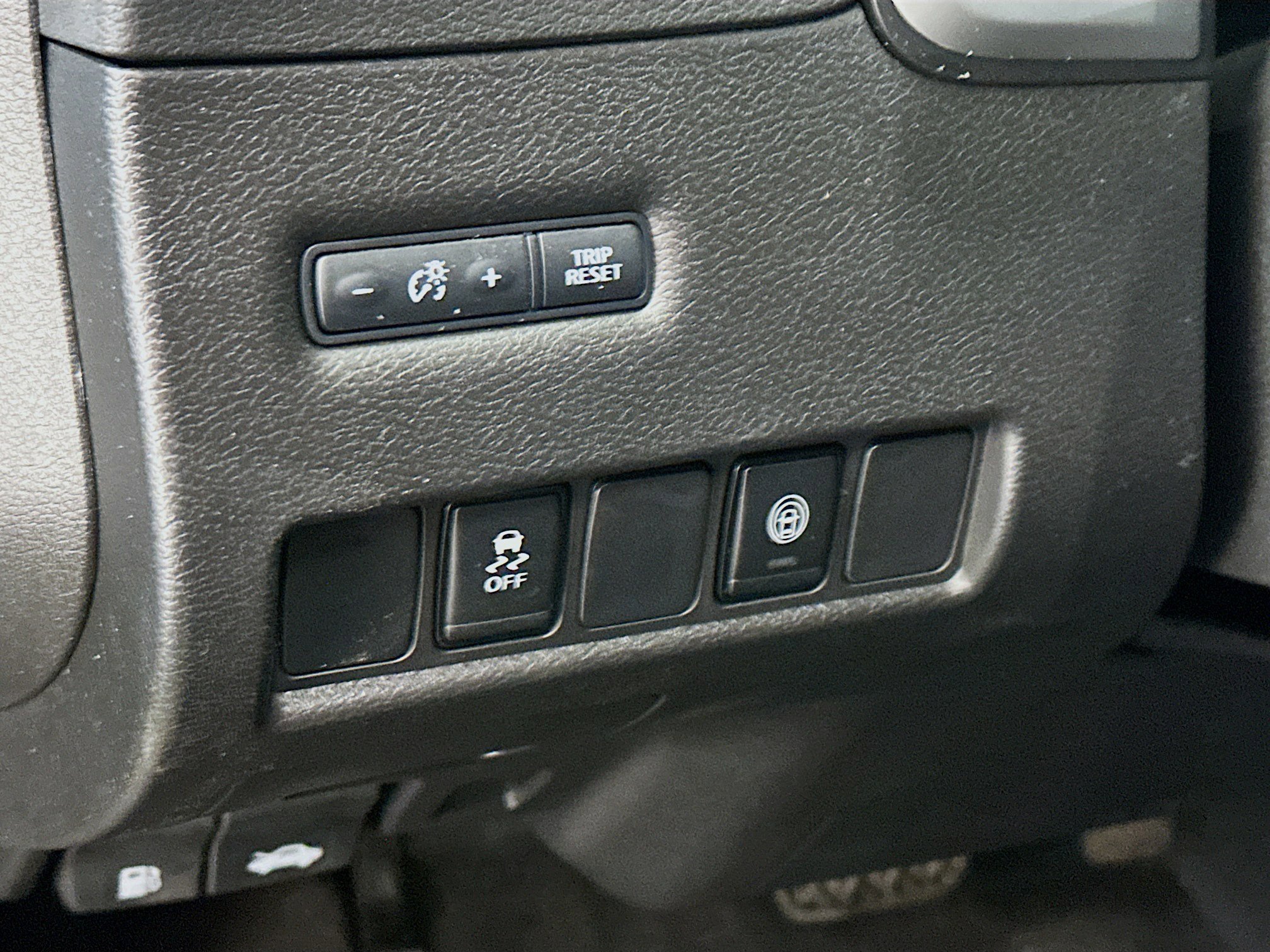 Used 2024 Nissan Murano SV image 17