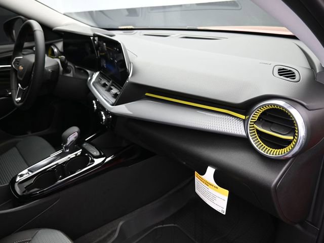 New 2026 Chevrolet Trax LT w/ Driver Confidence Package FWD image 39