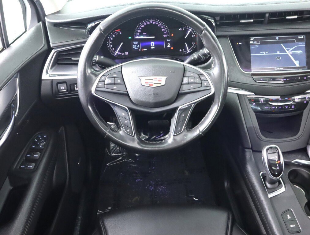 Used 2019 Cadillac XT5 Premium Luxury image 36