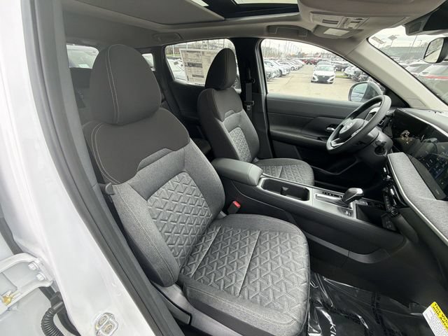 New 2026 Nissan Kicks SV w/ SV Premium Package AWD/4WD image 24