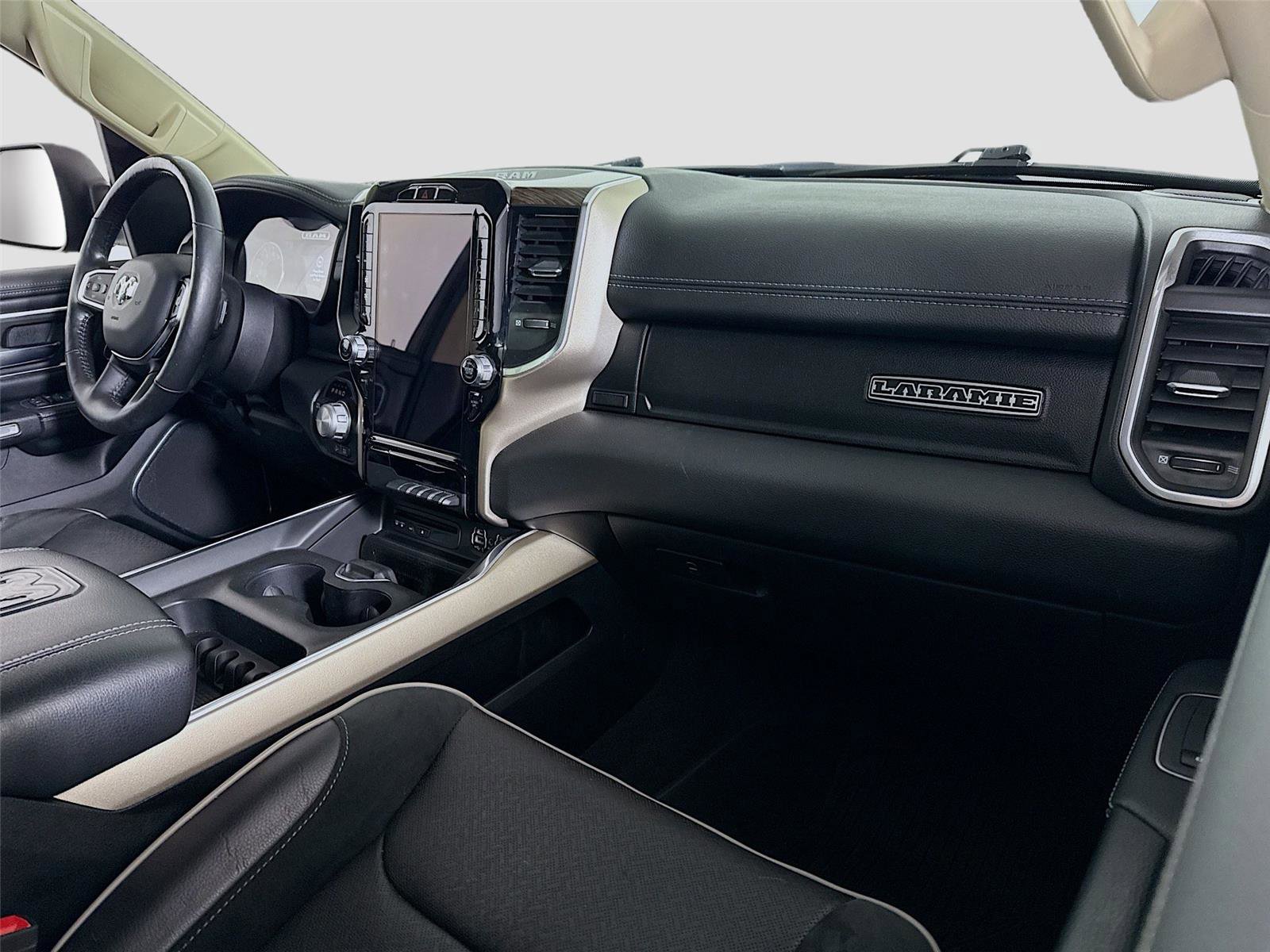 Used 2019 RAM 1500 Laramie image 22