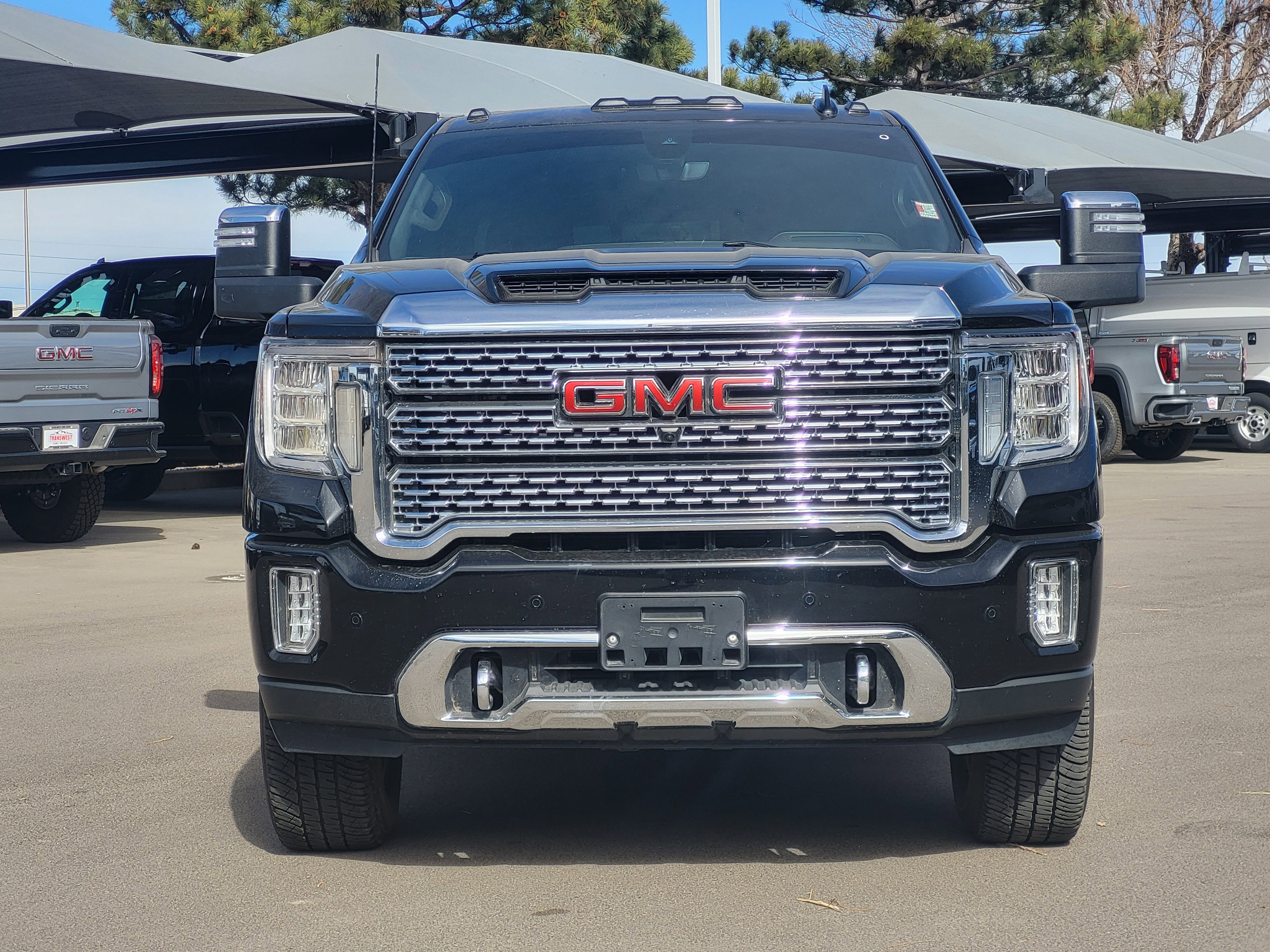 Used 2020 GMC Sierra 2500 Denali w/ Technology Package image 2