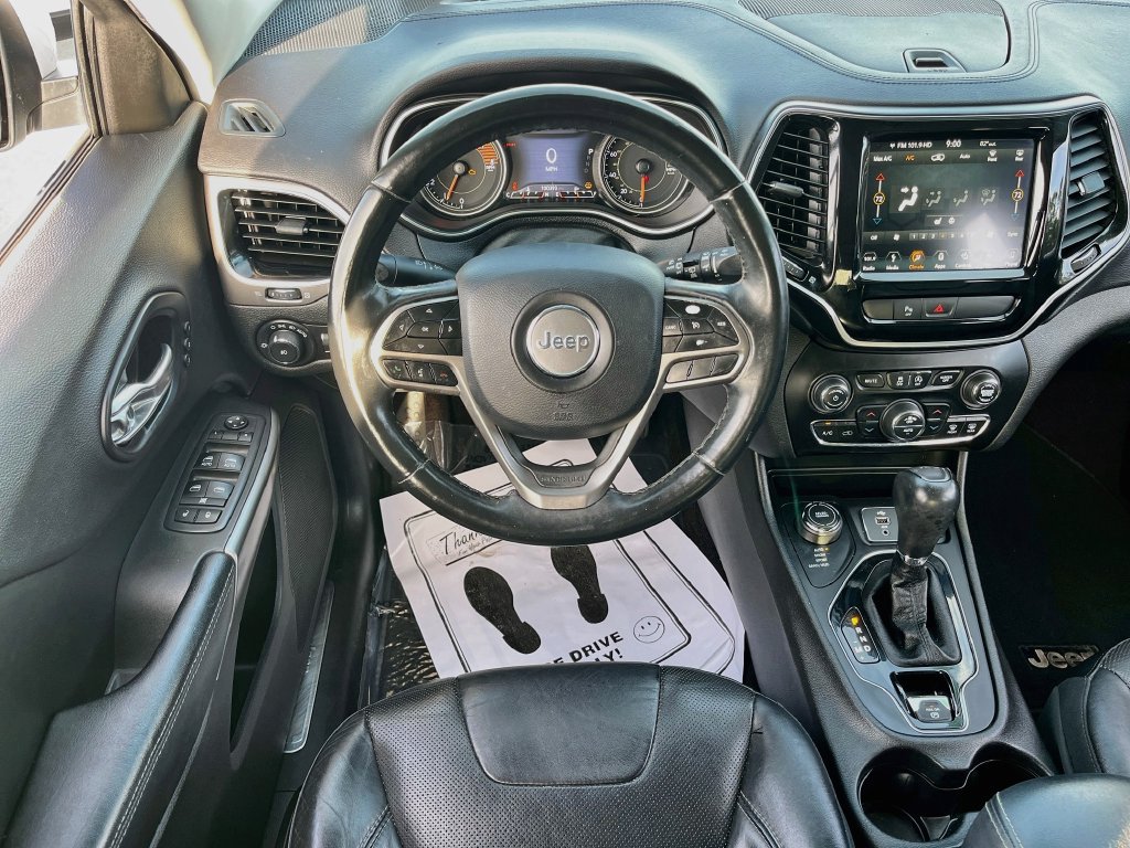 Used 2019 Jeep Cherokee Limited AWD/4WD image 23