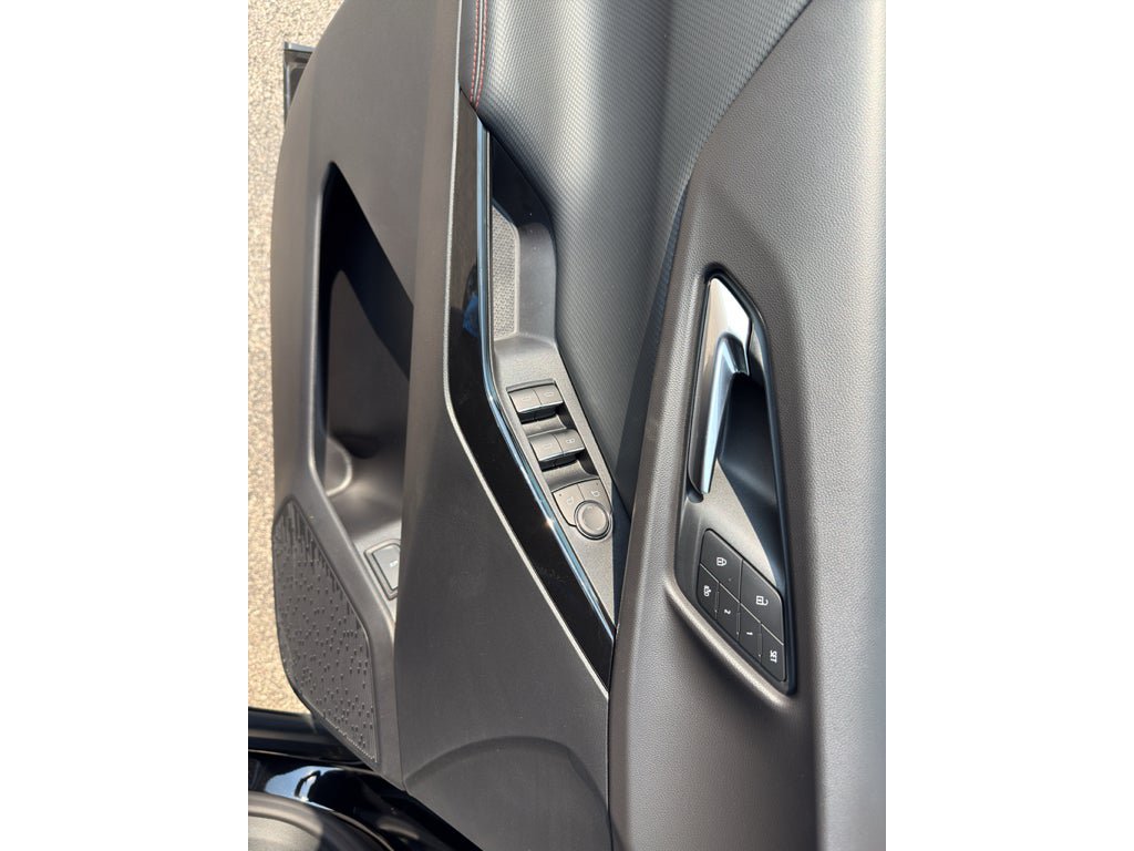 New 2027 Chevrolet Equinox RS w/ Convenience Package III AWD/4WD image 17