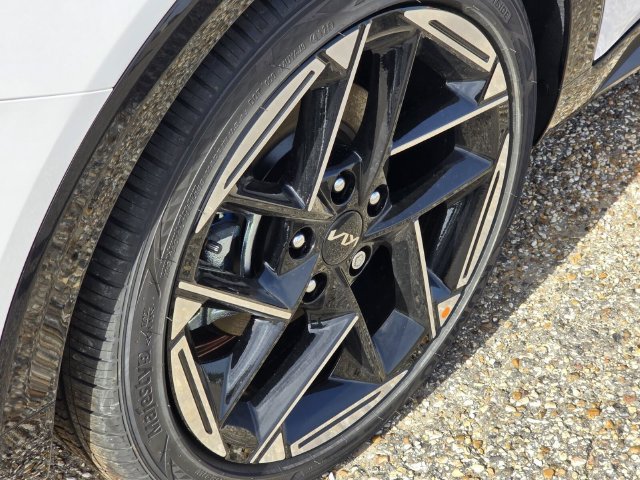 New 2026 Kia K4 GT-Line Turbo w/ GT-Line Premium Package FWD image 6