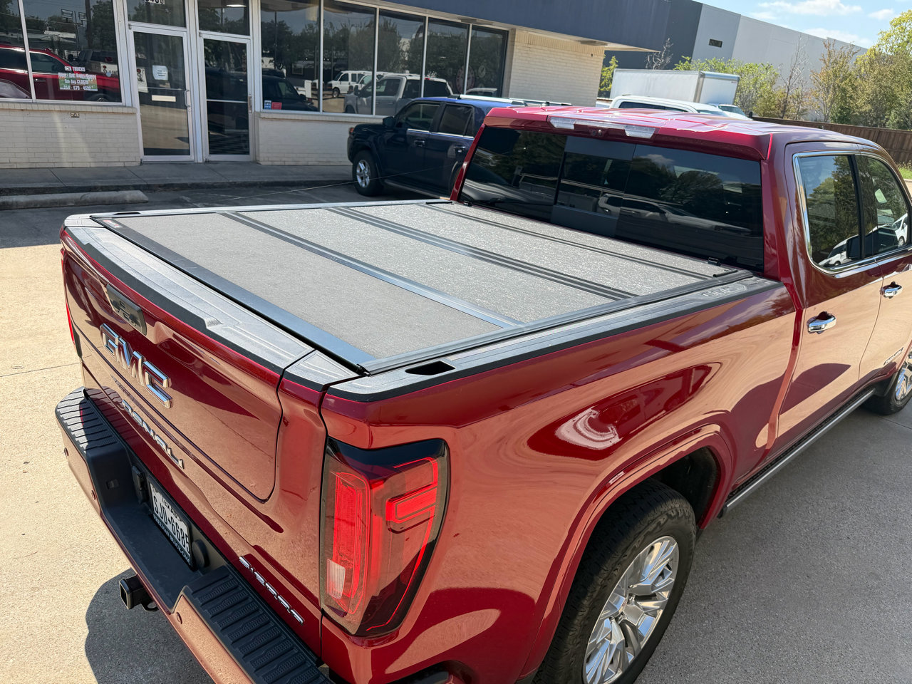 Used 2023 GMC Sierra 1500 Denali w/ Technology Package image 17