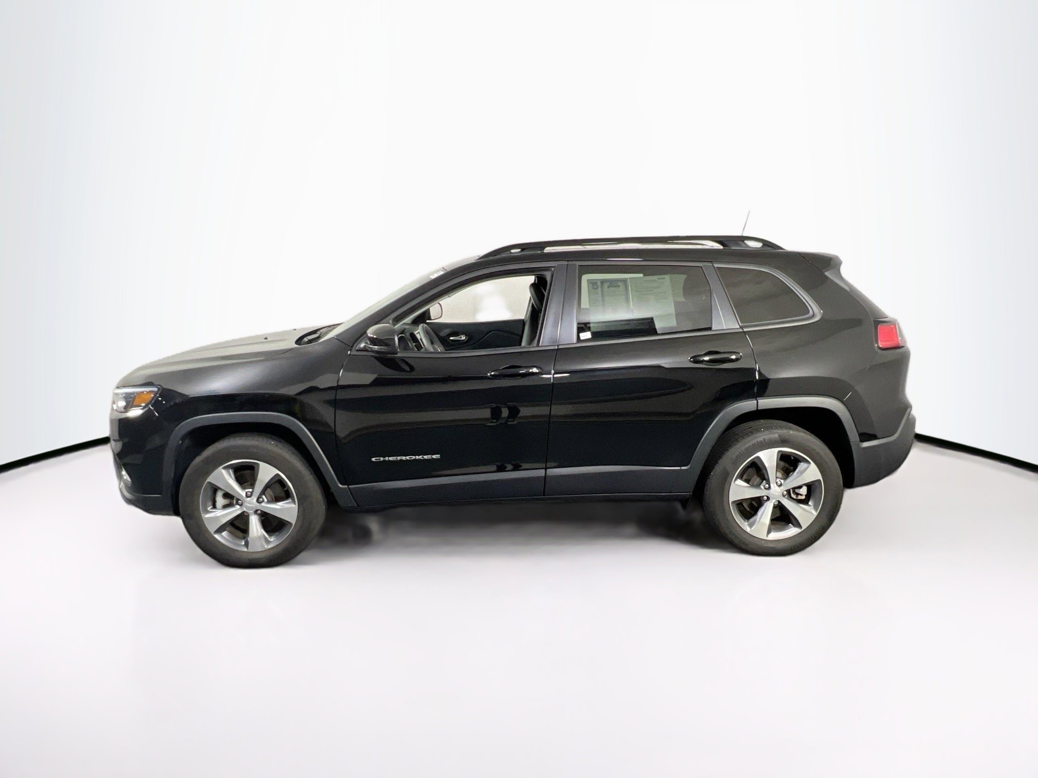 Used 2022 Jeep Cherokee Limited image 8