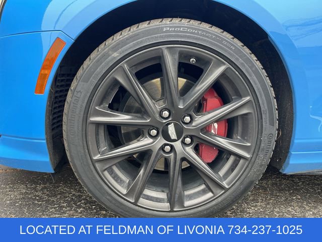 Used 2023 Cadillac CT4 V w/ Technology Package image 33