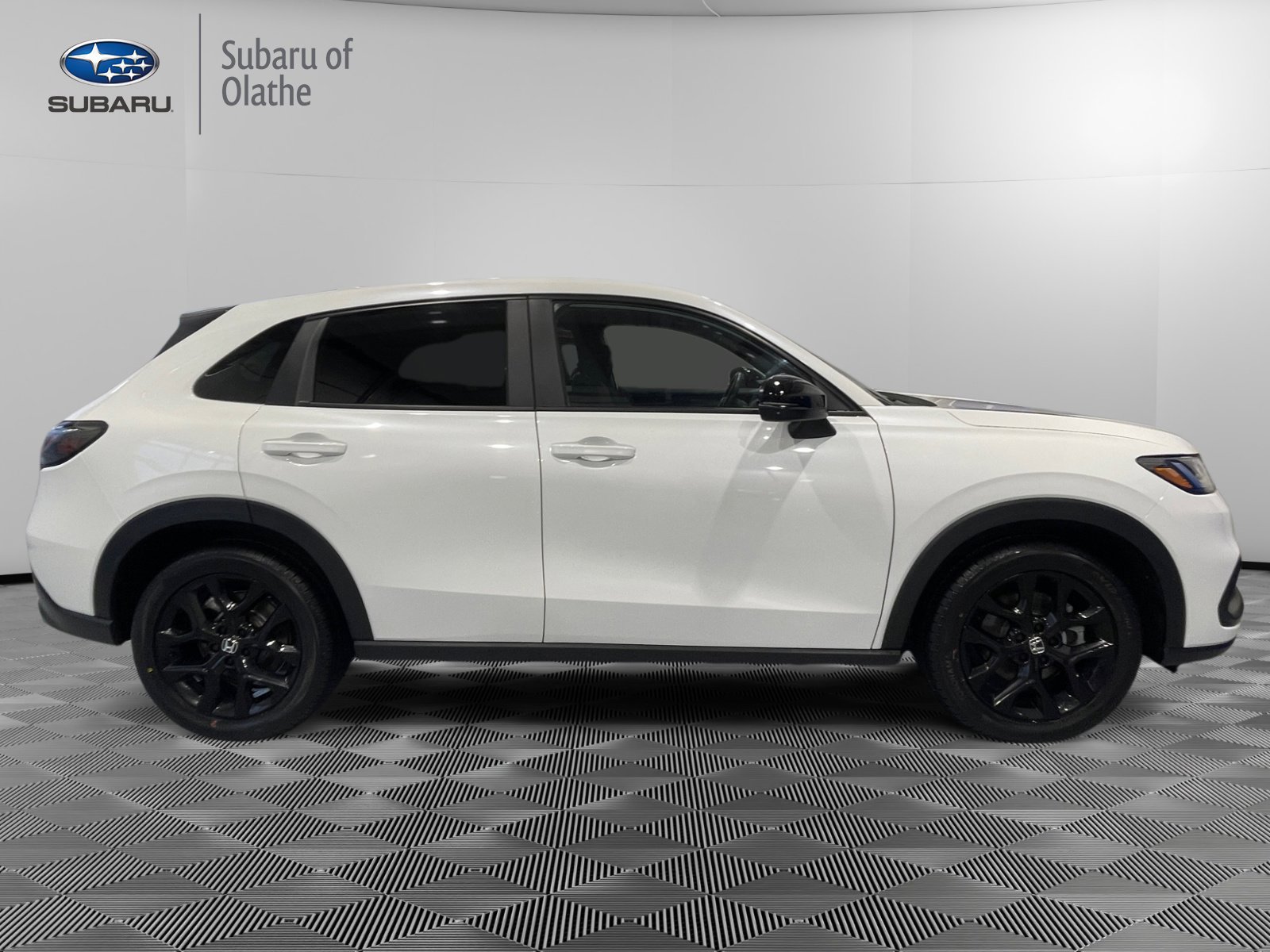 Used 2024 Honda HR-V Sport image 11