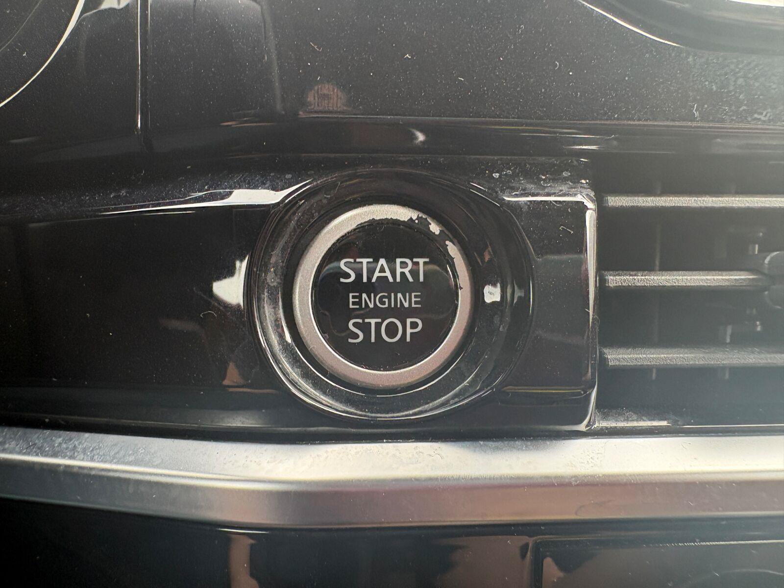 Used 2023 Nissan Pathfinder Platinum FWD image 32