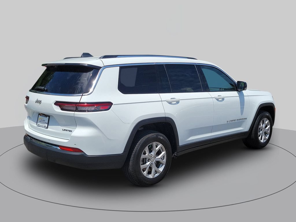 Used 2023 Jeep Grand Cherokee L Limited w/ Luxury Tech Group II RWD image 3