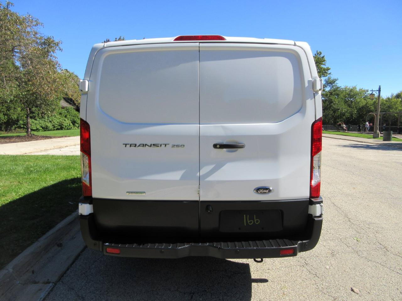 Used 2020 Ford Transit 250 Low Roof RWD image 11