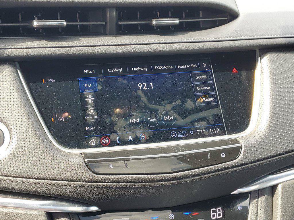 Used 2023 Cadillac XT5 Premium Luxury w/ LPO, Floor Liner Package FWD image 15
