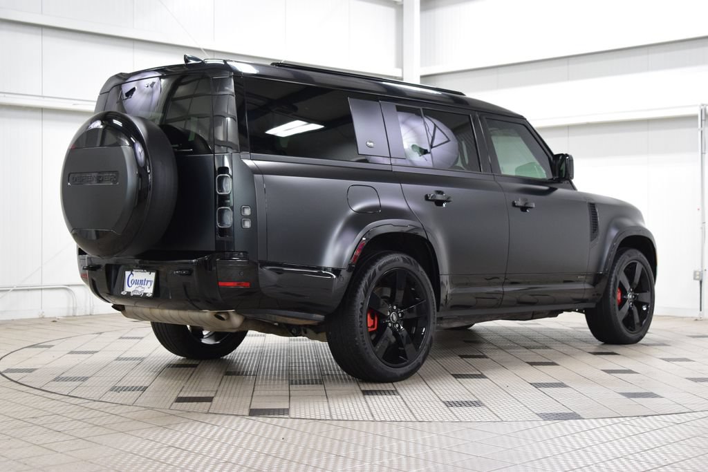 Used 2024 Land Rover Defender 130 X AWD/4WD image 8