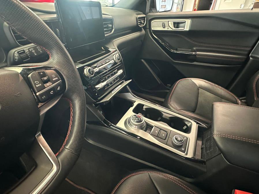 Used 2022 Ford Explorer ST-Line w/ Class IV Trailer Tow Package image 28