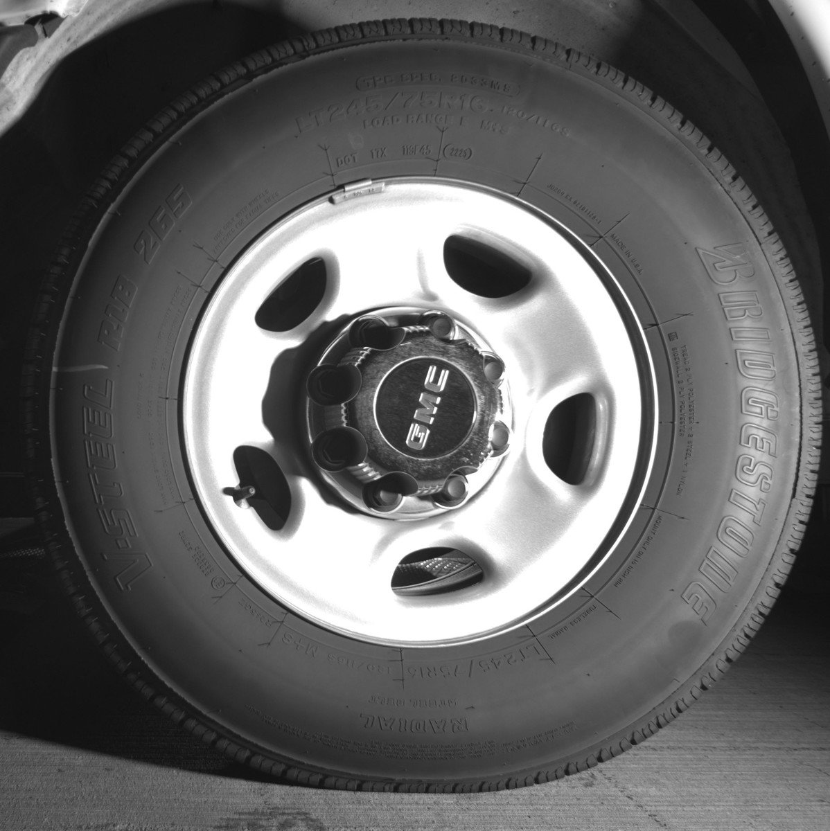 Used 2025 GMC Savana 3500 LT w/ LT Preferred Equipment Group image 12