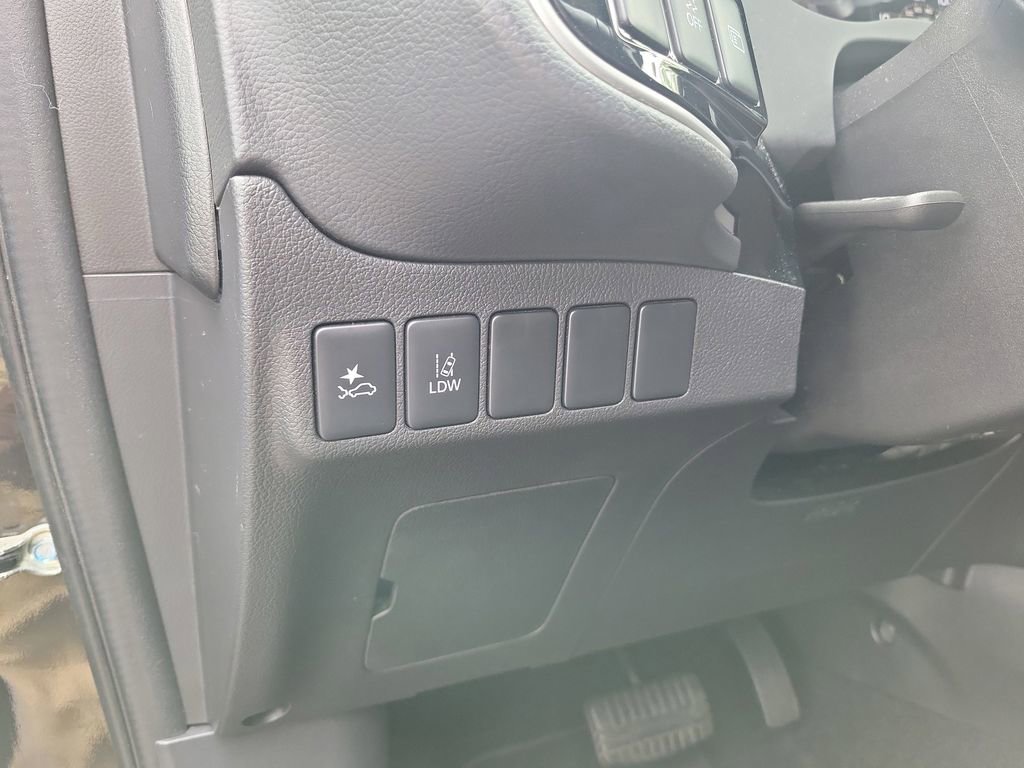 Used 2020 Mitsubishi Outlander SE FWD image 25