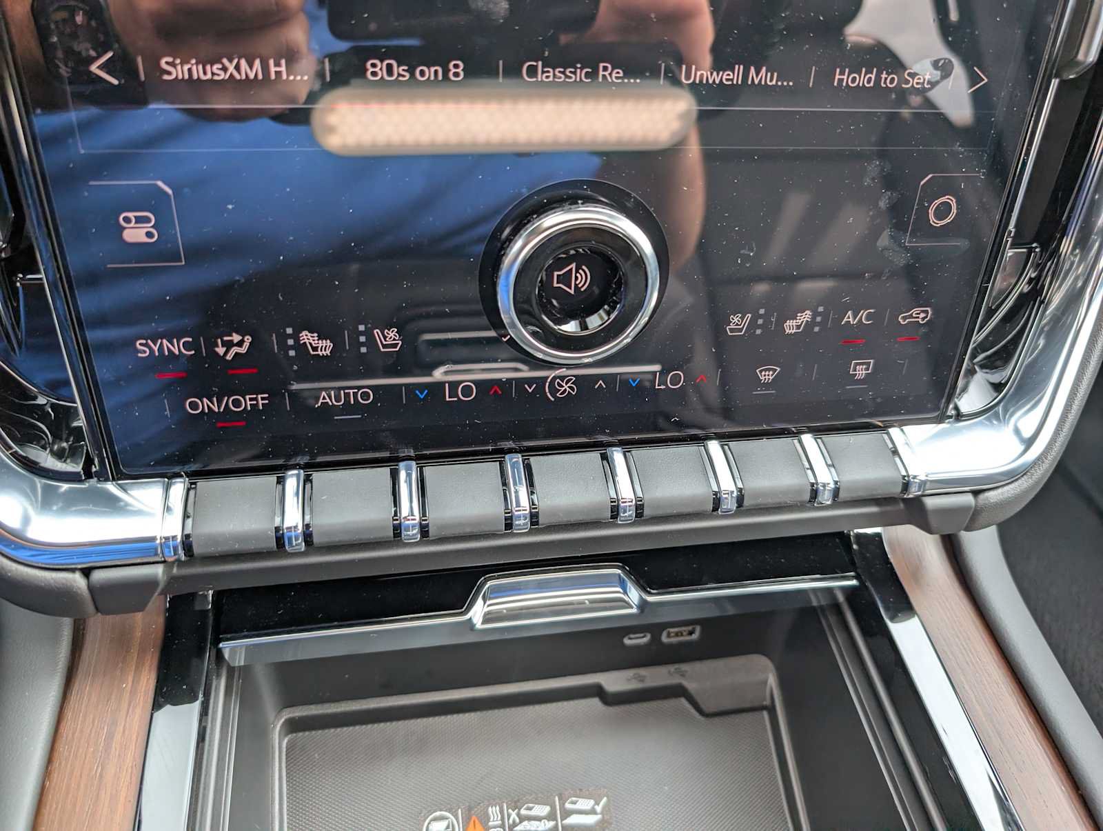 New 2026 GMC Yukon Denali AWD/4WD image 24