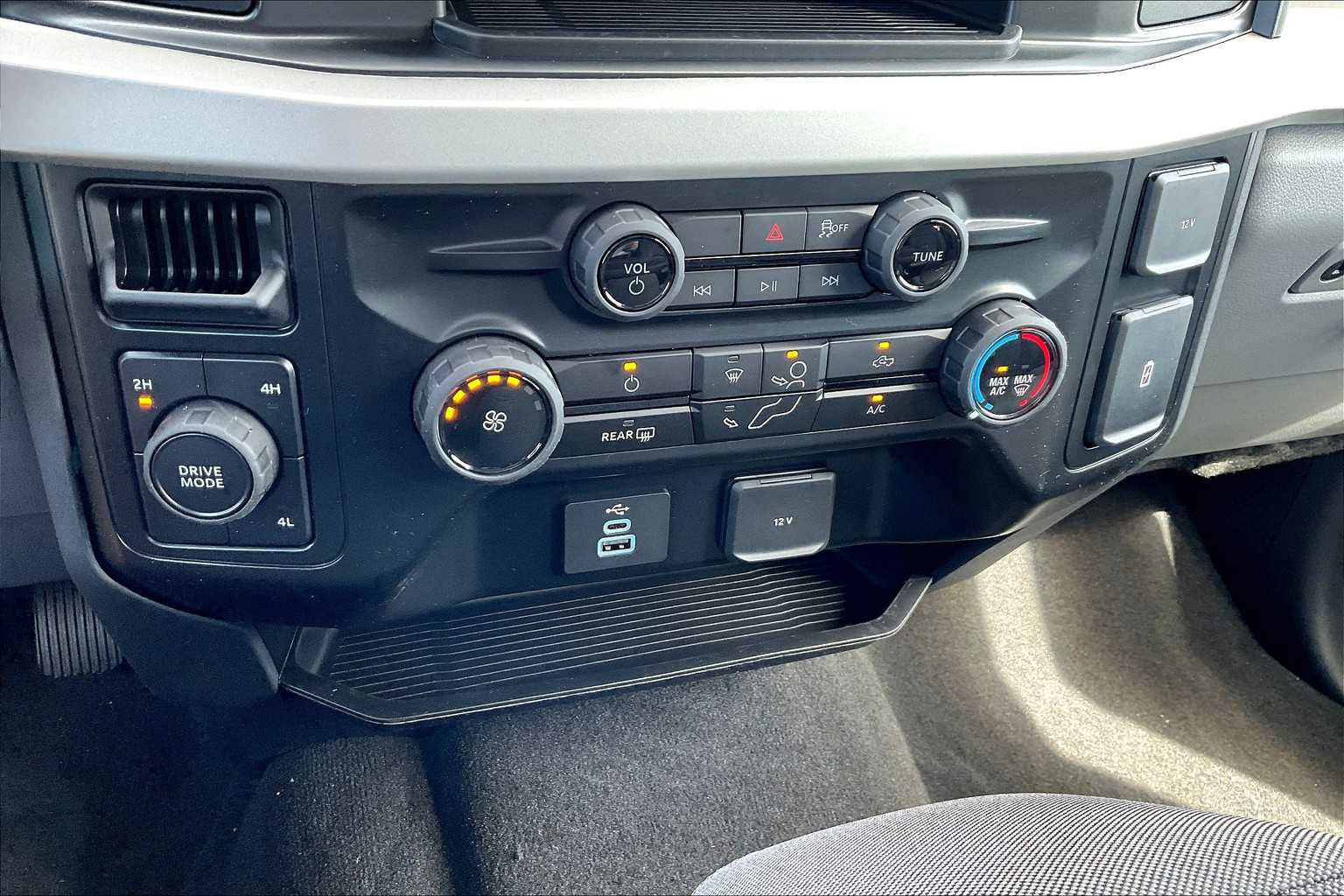 New 2026 Ford F250 XL w/ STX Appearance Package image 18