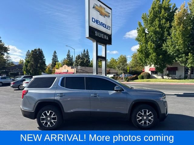 Used 2021 GMC Acadia SLE FWD image 1