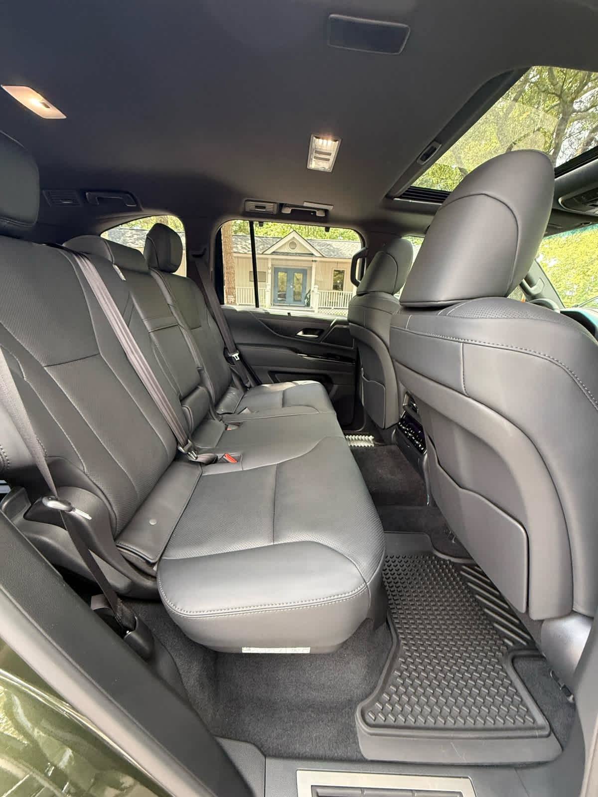 Used 2026 Lexus LX 700h Overtrail w/ Accessory Package (Z1) AWD/4WD image 13