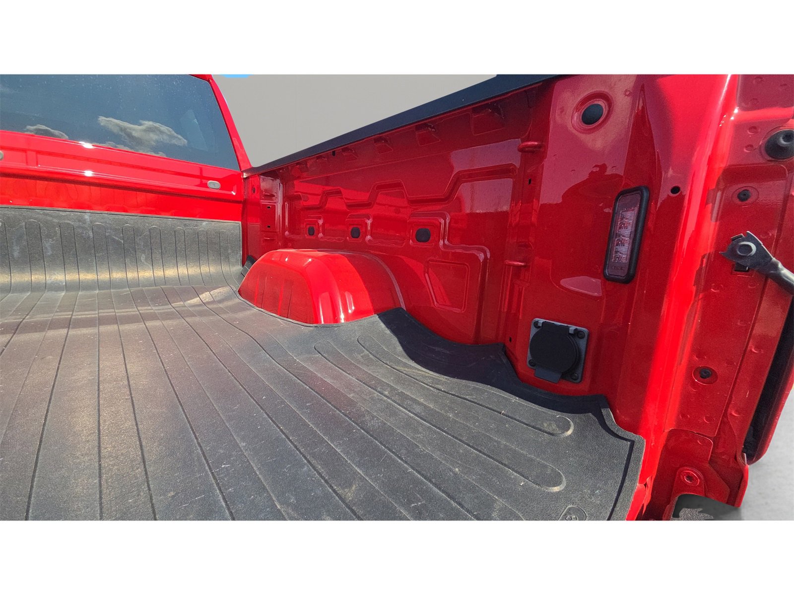 Used 2024 Chevrolet Silverado 1500 Custom image 27