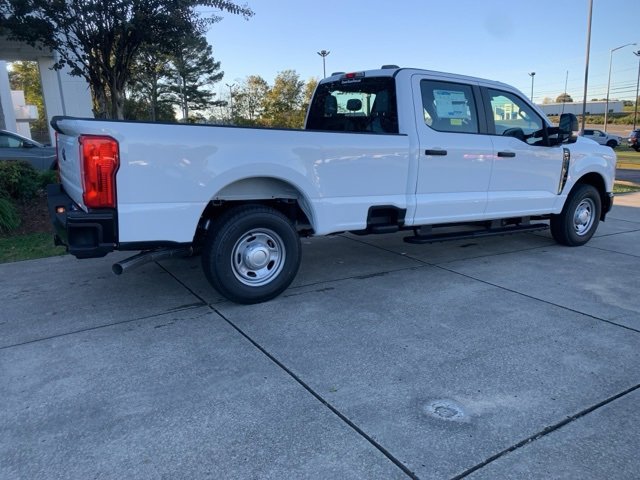 New 2026 Ford F250 XL image 3